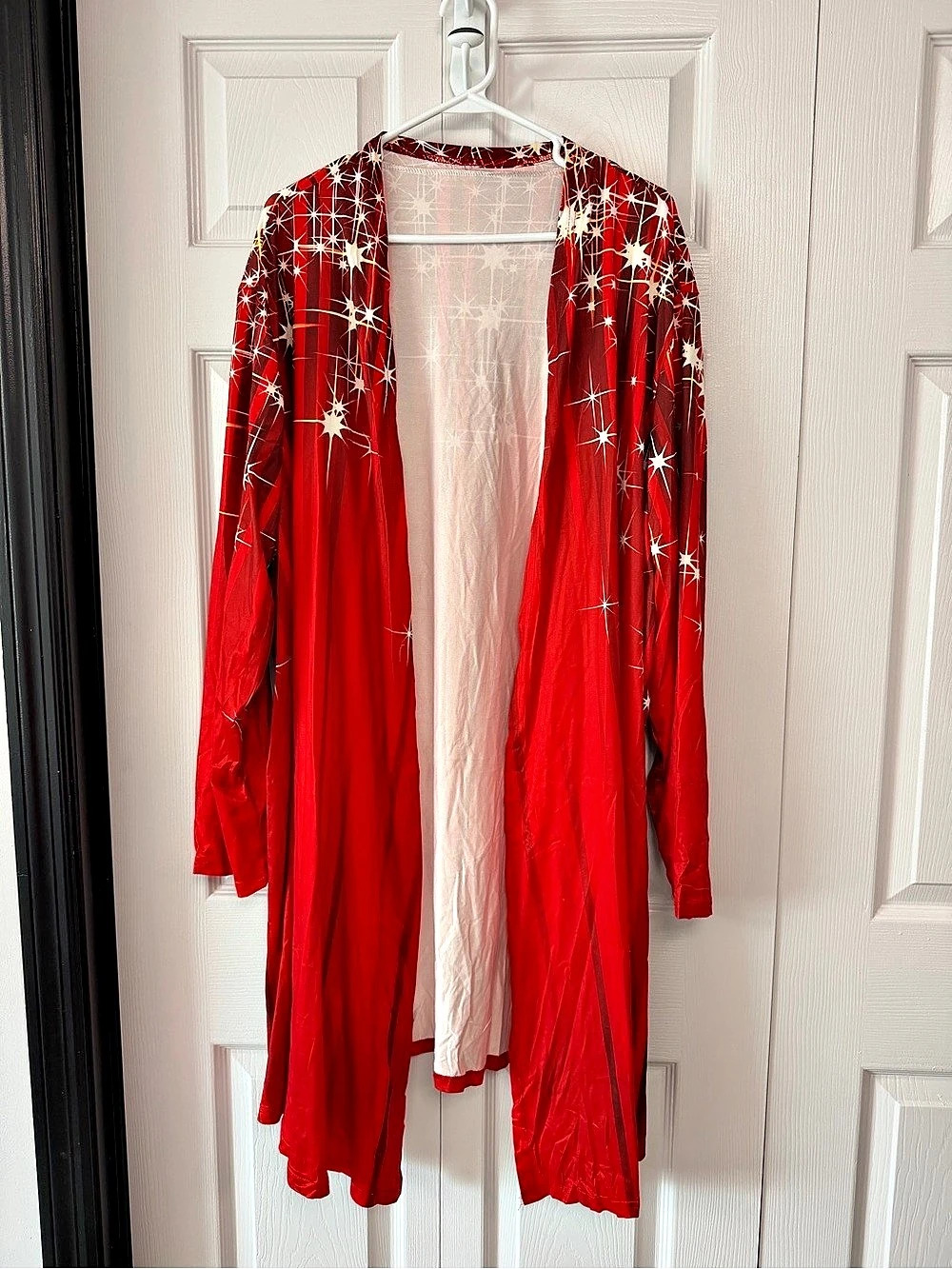 Woman’s  Red & White Star Print Lounge Robe